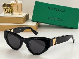 Picture of Bottega Veneta Sunglasses _SKUfw52331814fw